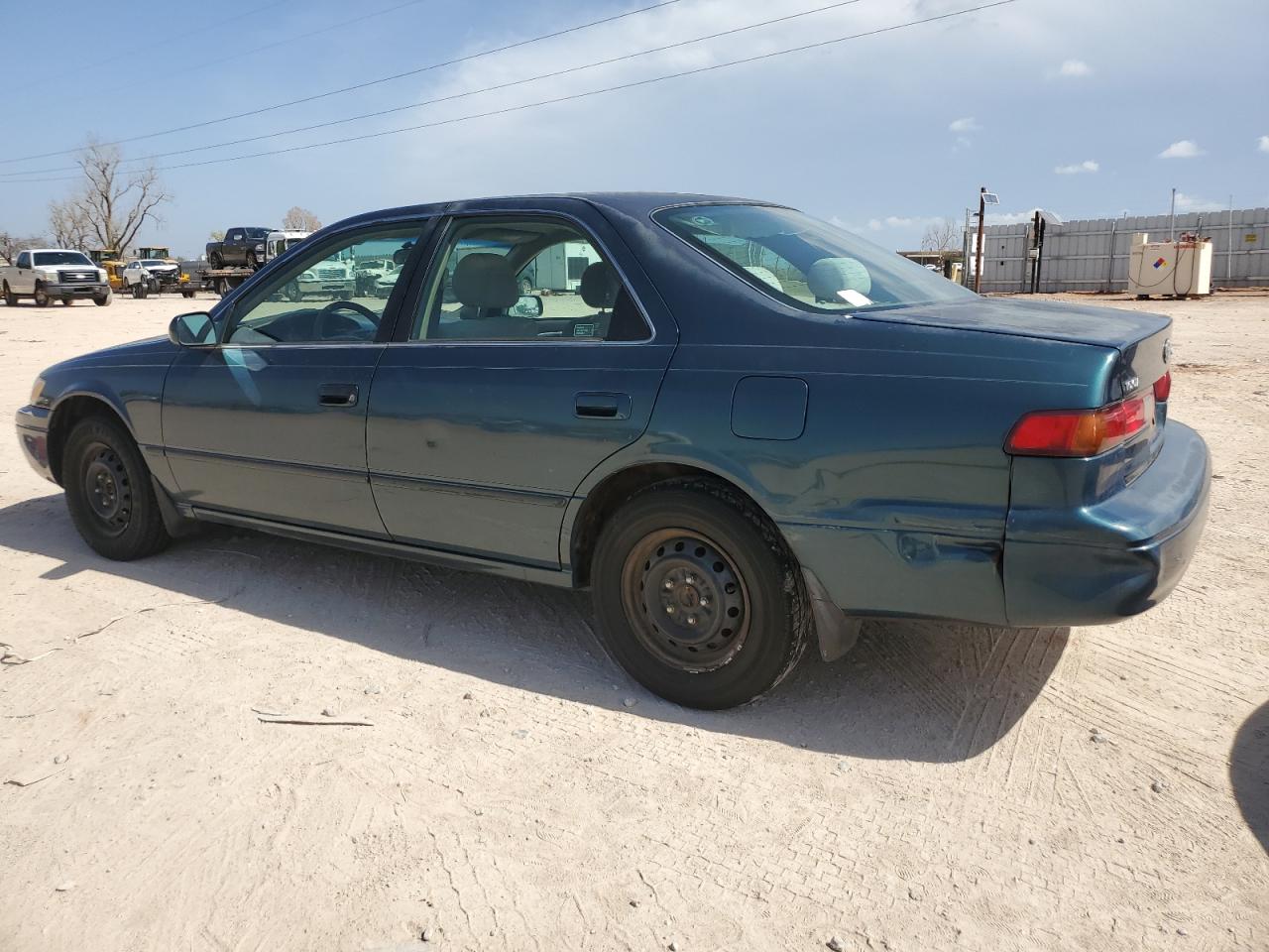 Photo 1 VIN: 4T1BG22K5VU790146 - TOYOTA CAMRY 