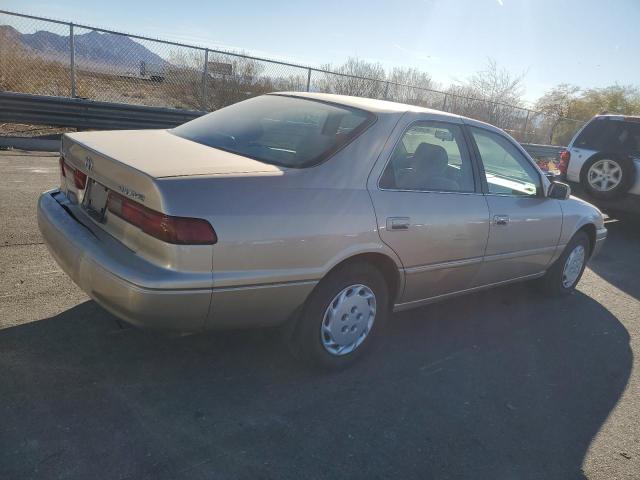 Photo 2 VIN: 4T1BG22K5VU796643 - TOYOTA CAMRY CE 