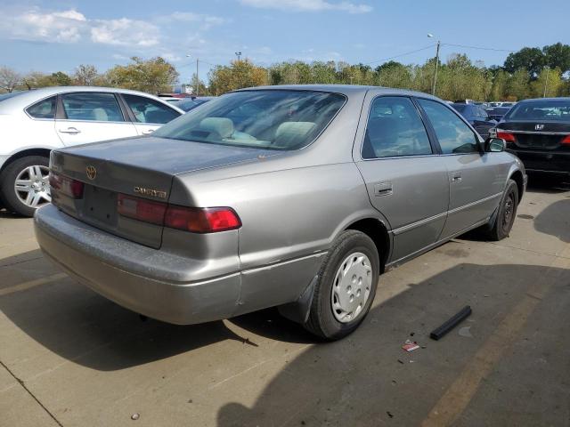 Photo 2 VIN: 4T1BG22K5WU352065 - TOYOTA CAMRY 