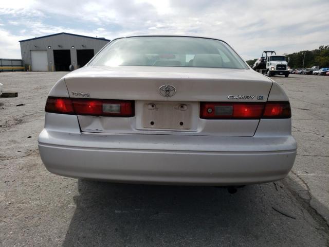 Photo 5 VIN: 4T1BG22K5XU509031 - TOYOTA CAMRY CE 