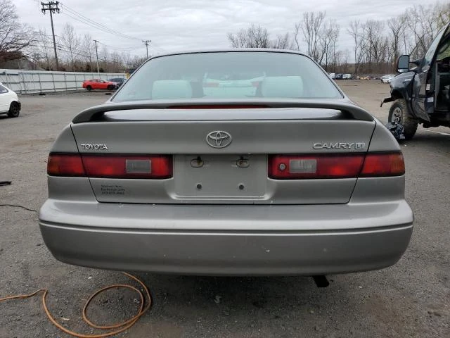 Photo 5 VIN: 4T1BG22K5XU534835 - TOYOTA CAMRY CE 