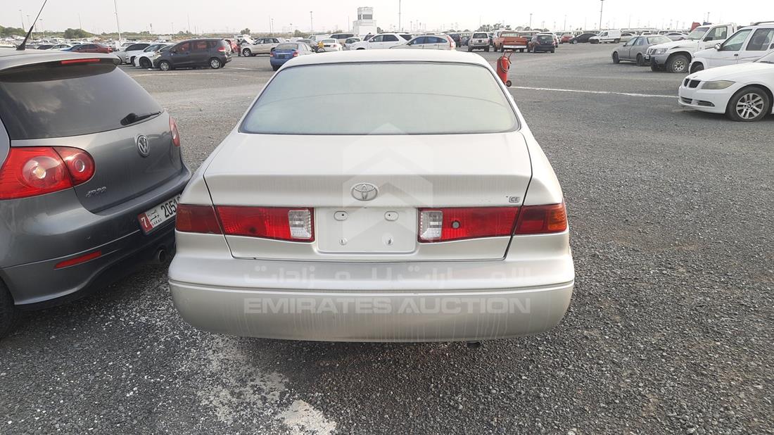 Photo 7 VIN: 4T1BG22K5YU703284 - TOYOTA CAMRY 