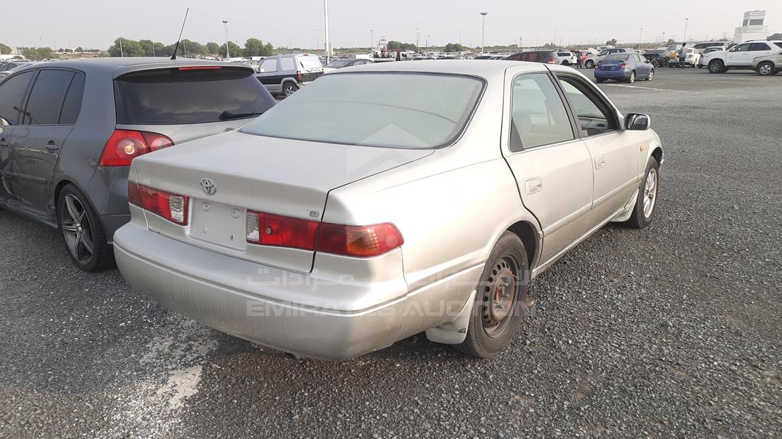 Photo 8 VIN: 4T1BG22K5YU703284 - TOYOTA CAMRY 