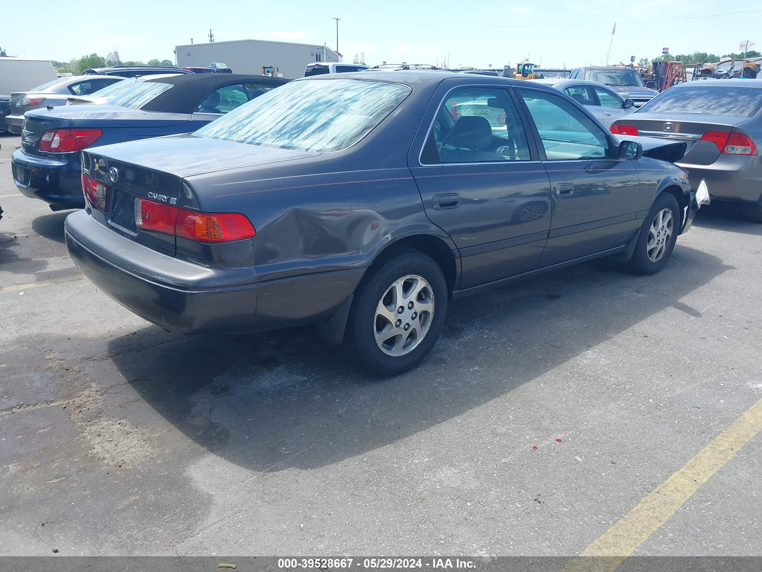 Photo 3 VIN: 4T1BG22K61U843074 - TOYOTA CAMRY 