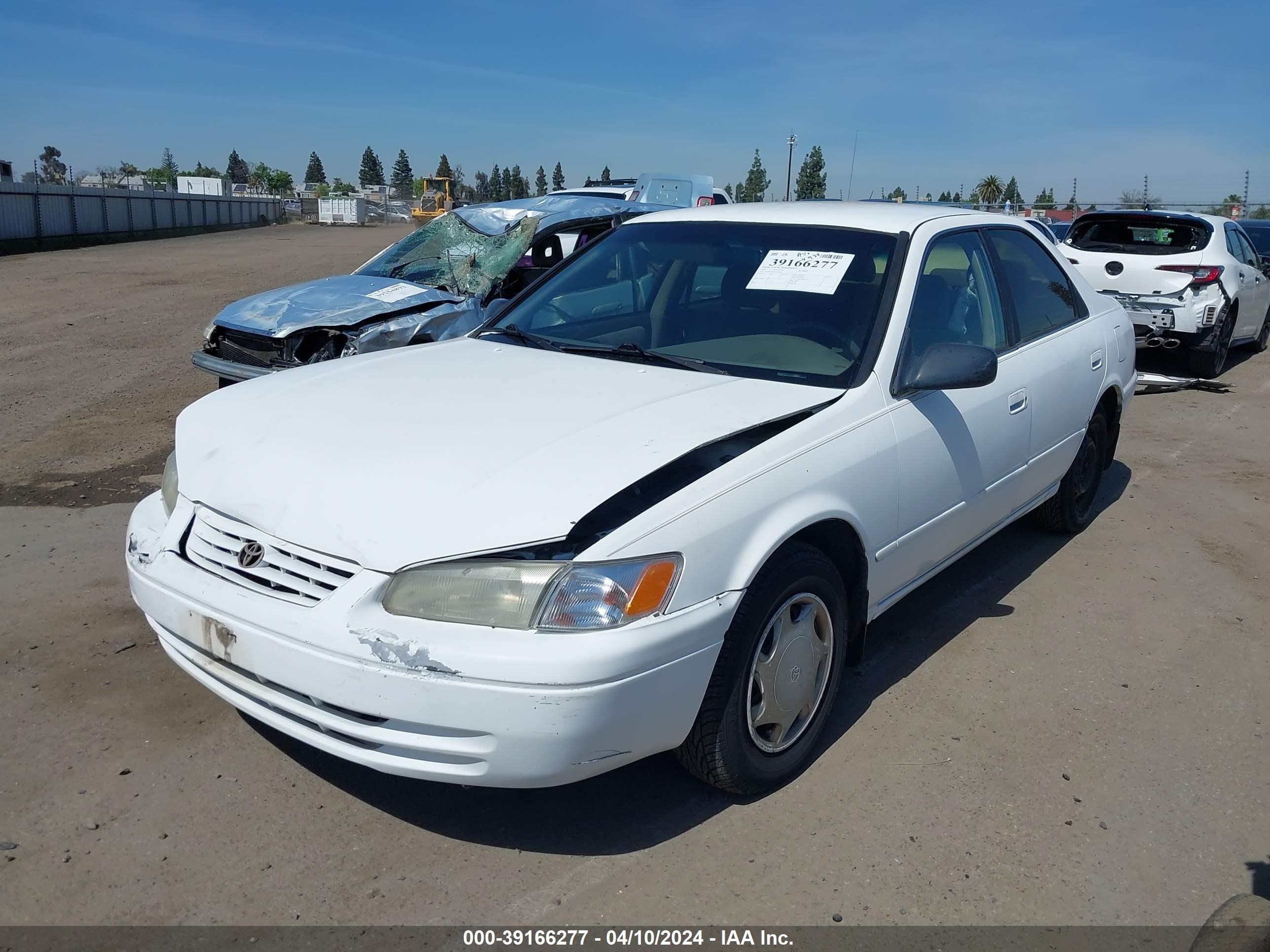 Photo 1 VIN: 4T1BG22K6VU071620 - TOYOTA CAMRY 