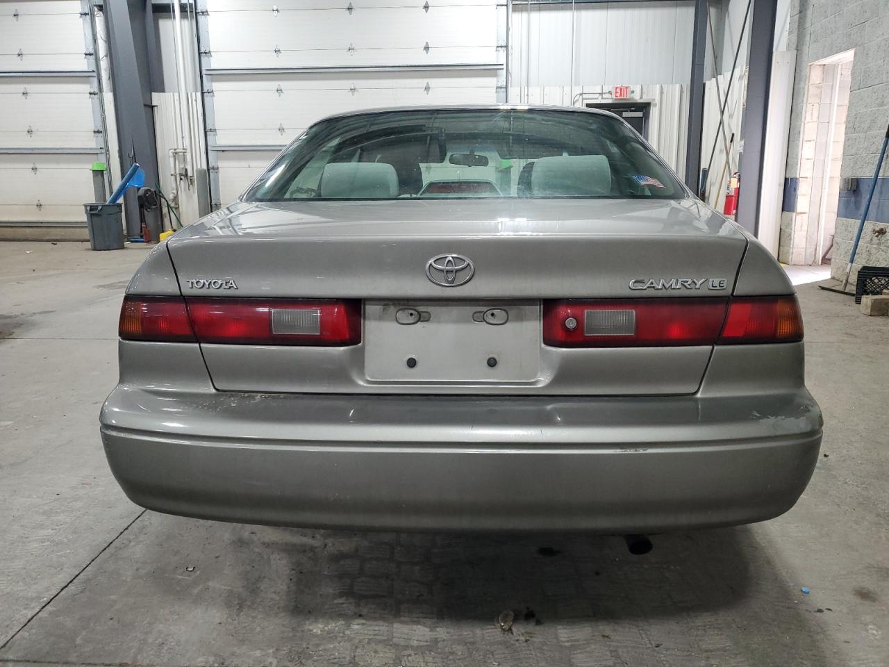 Photo 5 VIN: 4T1BG22K6XU583168 - TOYOTA CAMRY 