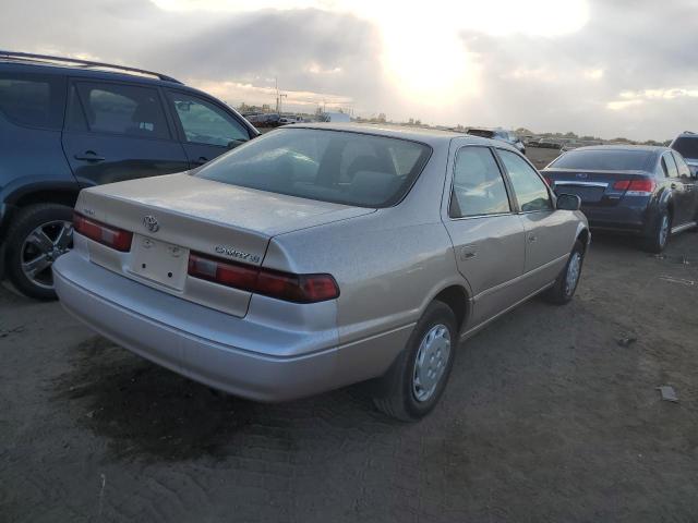 Photo 2 VIN: 4T1BG22K6XU861695 - TOYOTA CAMRY CE 