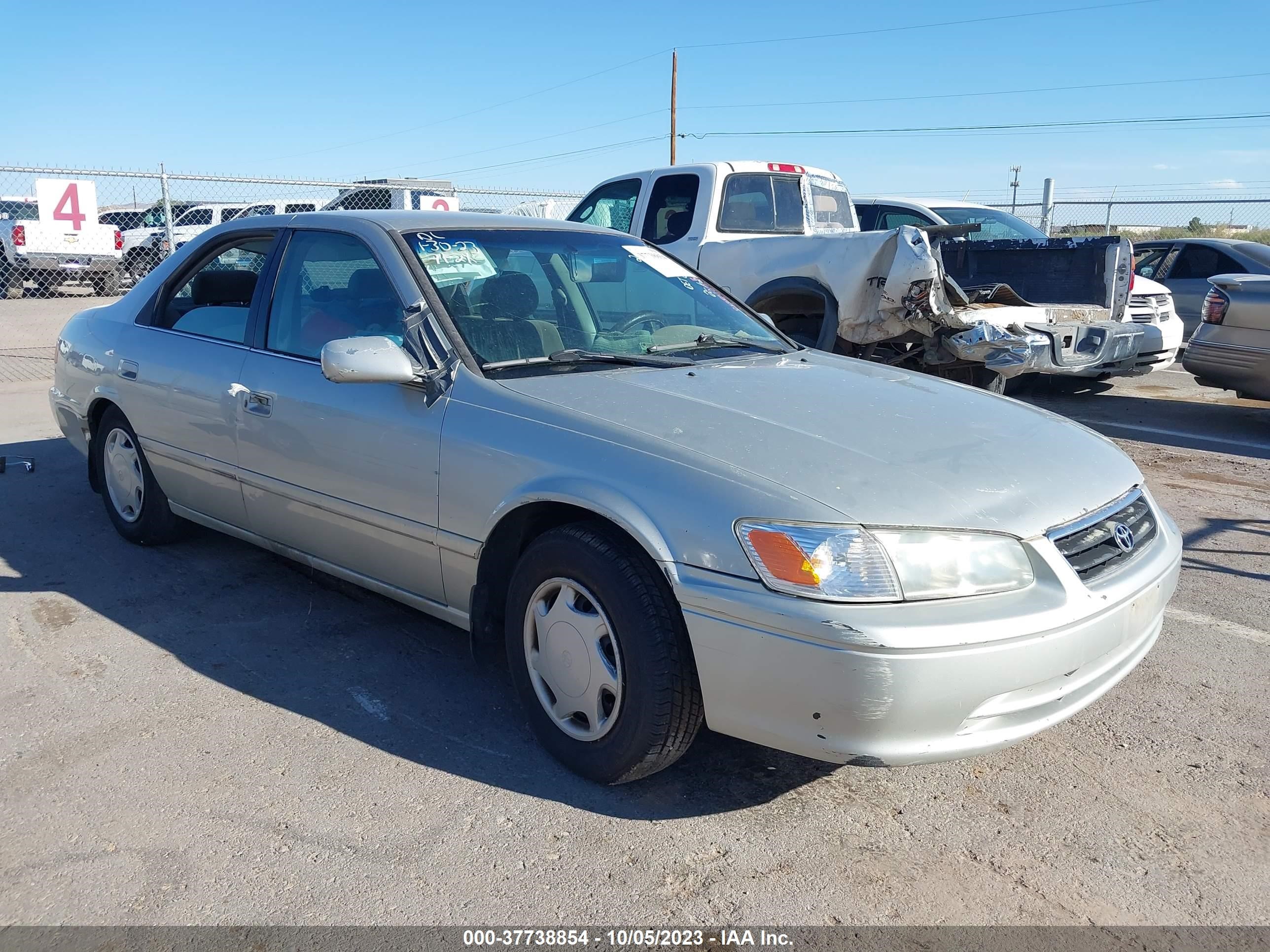 Photo 0 VIN: 4T1BG22K6YU005038 - TOYOTA CAMRY 