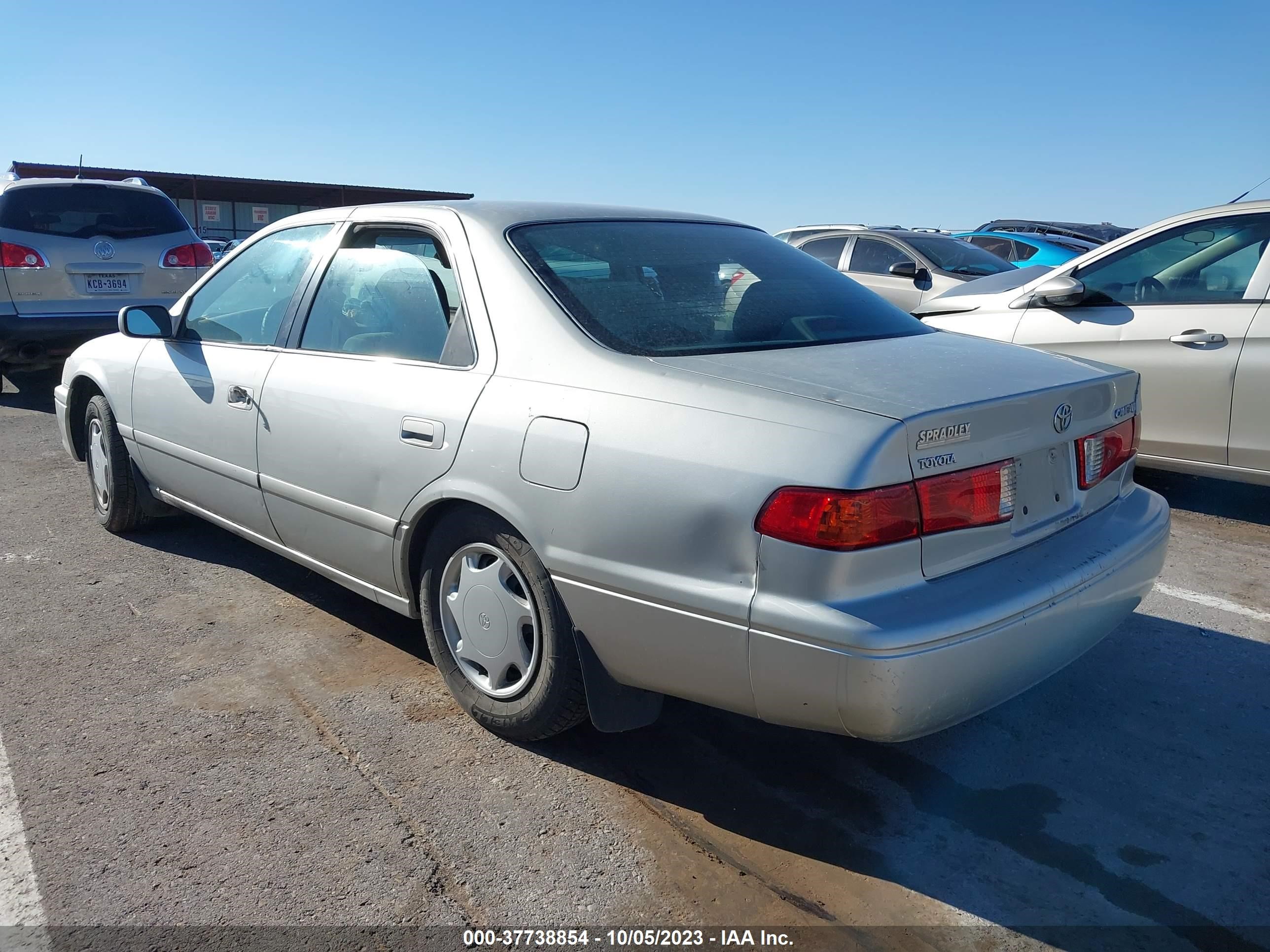 Photo 2 VIN: 4T1BG22K6YU005038 - TOYOTA CAMRY 