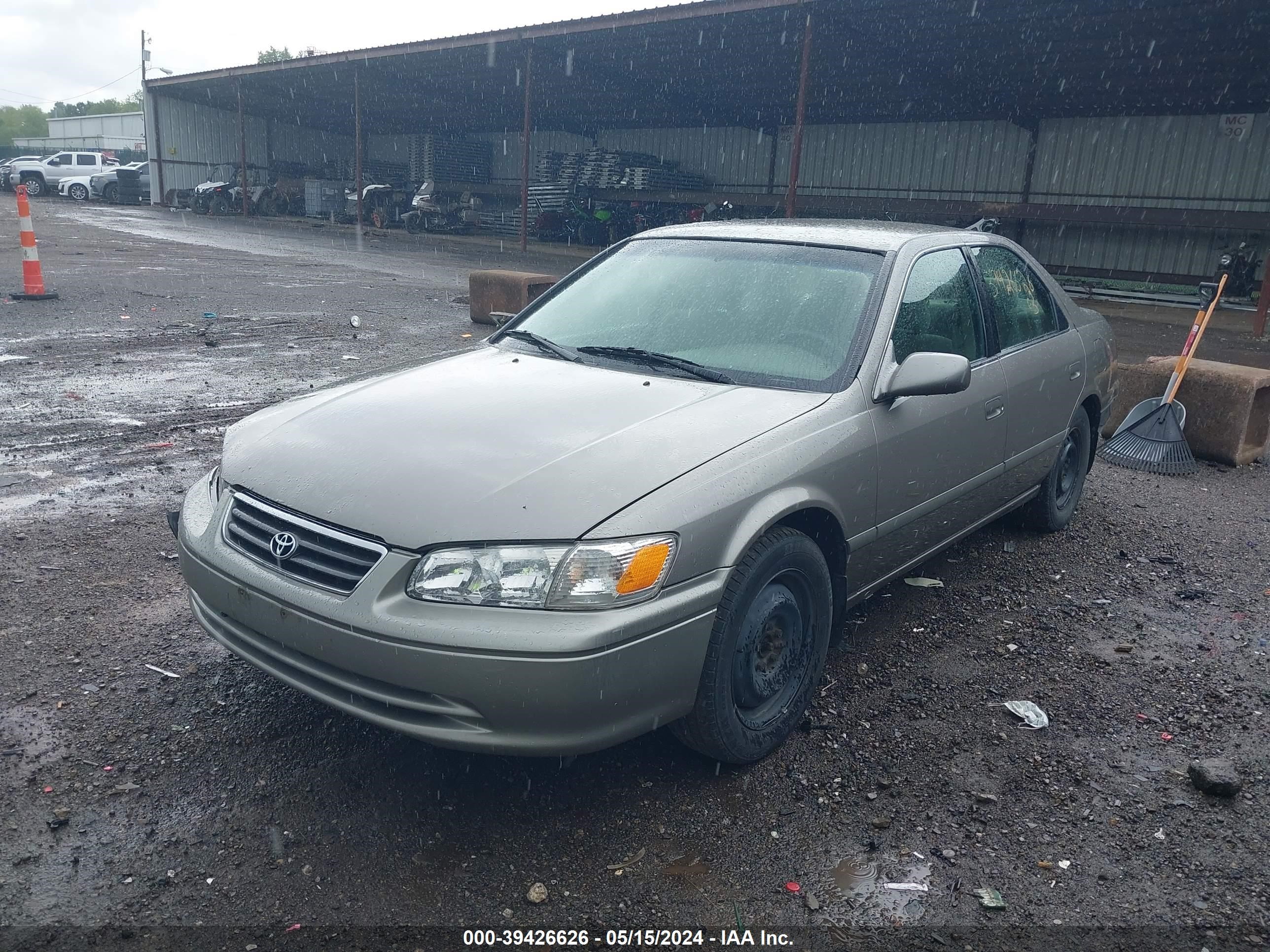 Photo 1 VIN: 4T1BG22K6YU692747 - TOYOTA CAMRY 