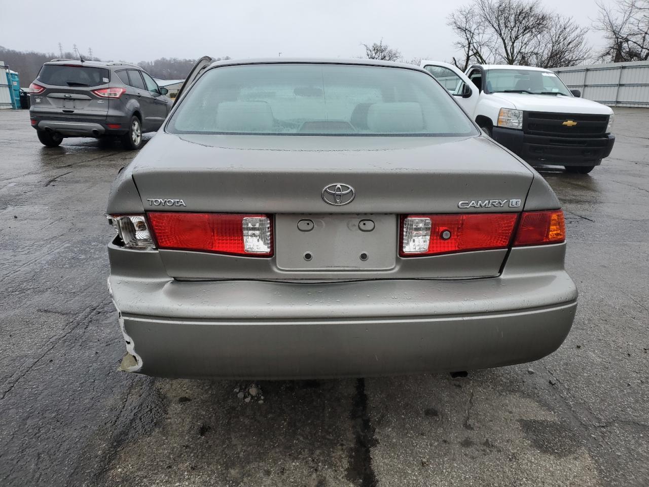 Photo 5 VIN: 4T1BG22K6YU715072 - TOYOTA CAMRY 