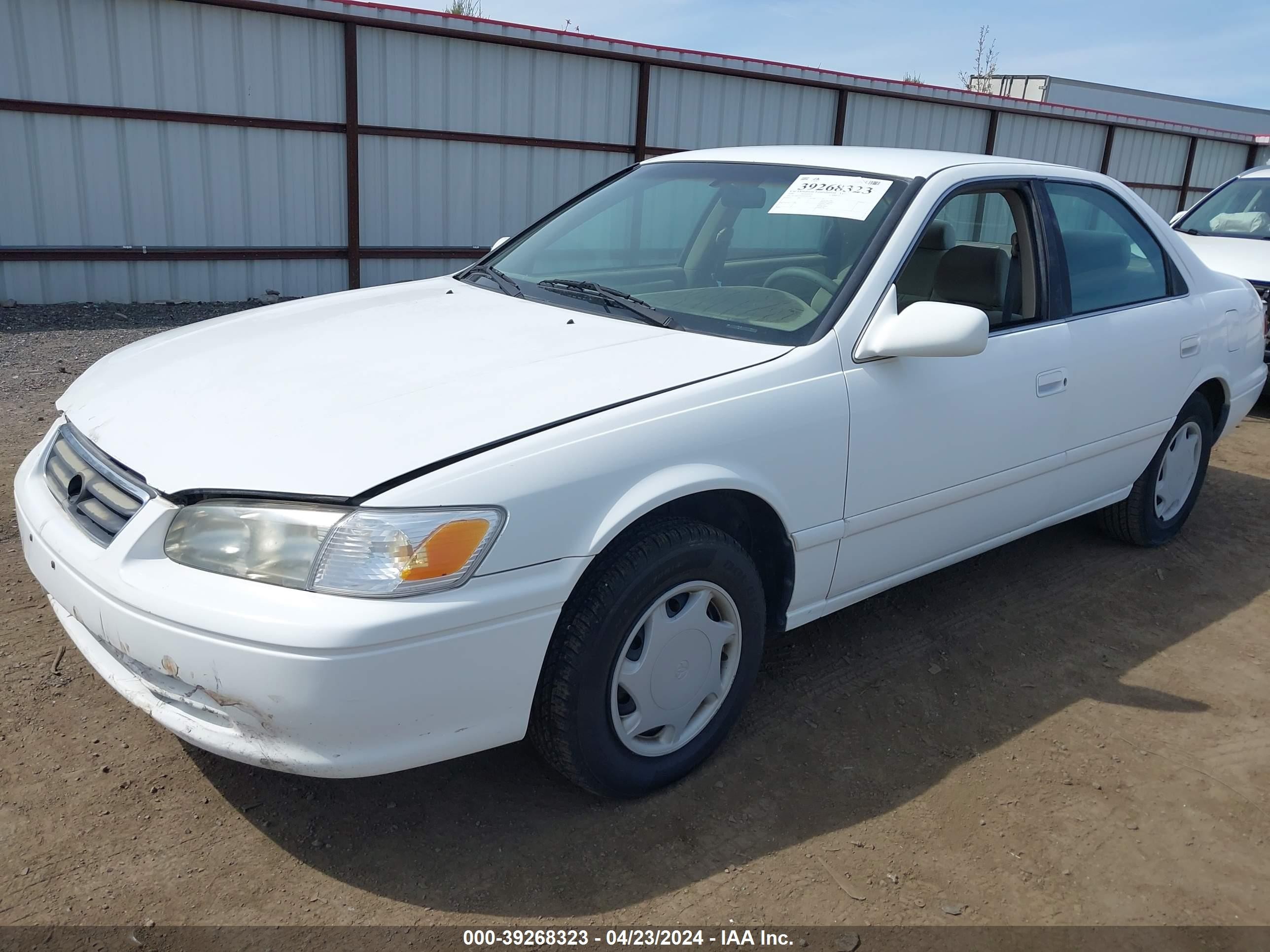 Photo 1 VIN: 4T1BG22K6YU743793 - TOYOTA CAMRY 