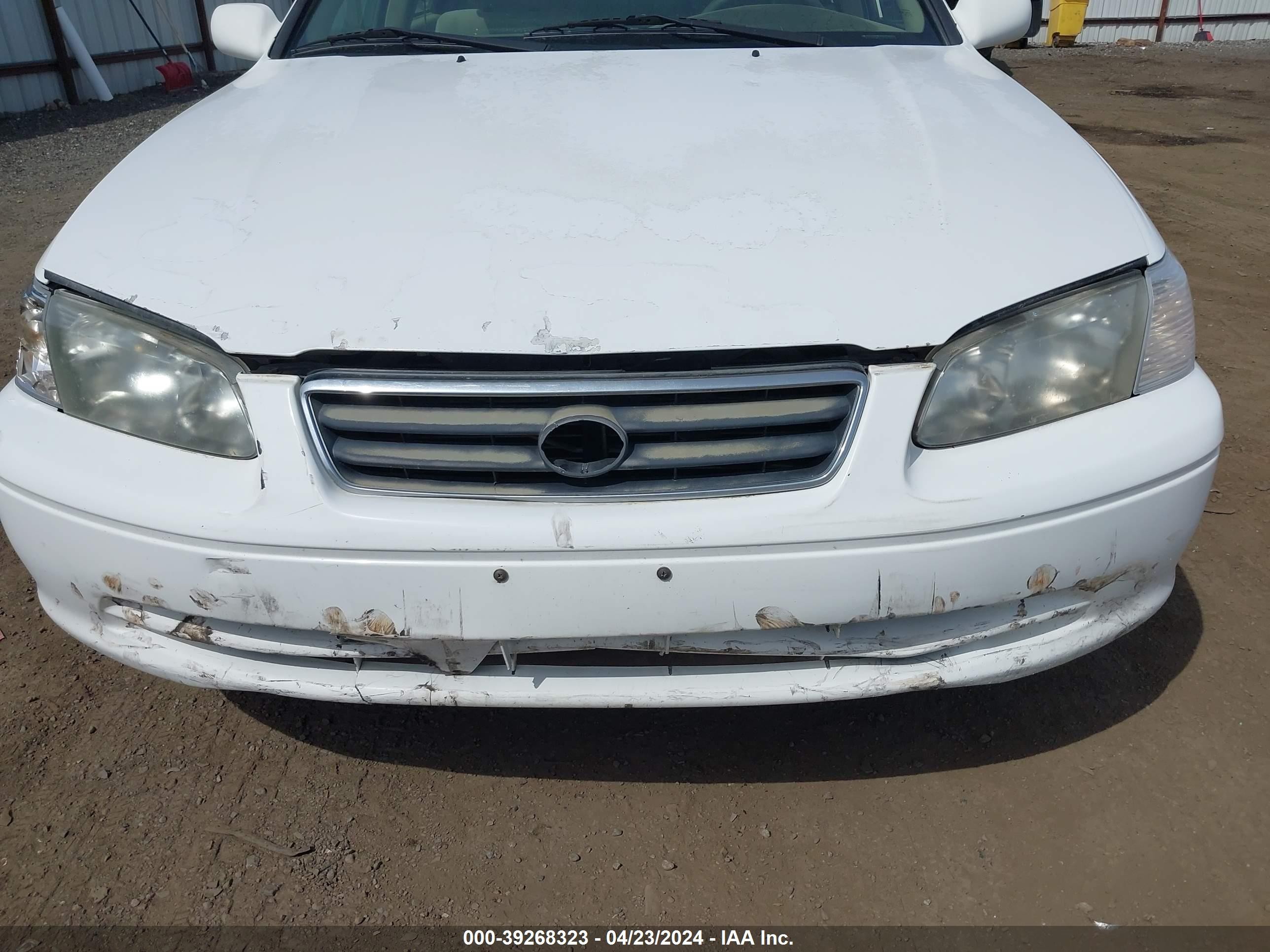 Photo 5 VIN: 4T1BG22K6YU743793 - TOYOTA CAMRY 