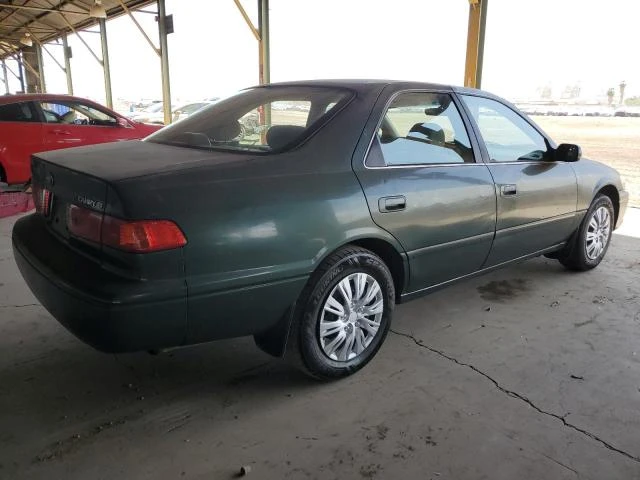 Photo 2 VIN: 4T1BG22K71U827563 - TOYOTA CAMRY CE 