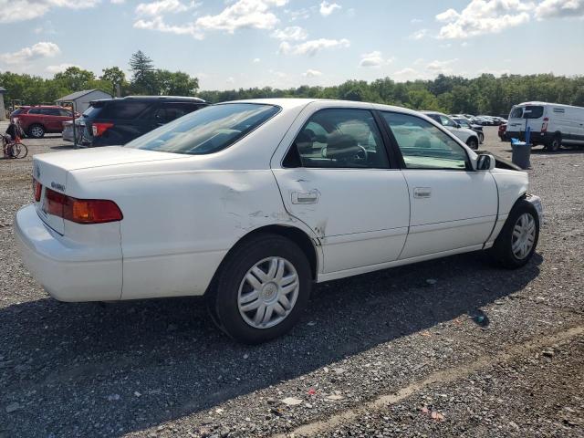 Photo 2 VIN: 4T1BG22K71U864497 - TOYOTA CAMRY CE 