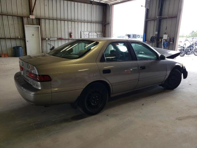 Photo 2 VIN: 4T1BG22K7XU410324 - TOYOTA CAMRY CE 