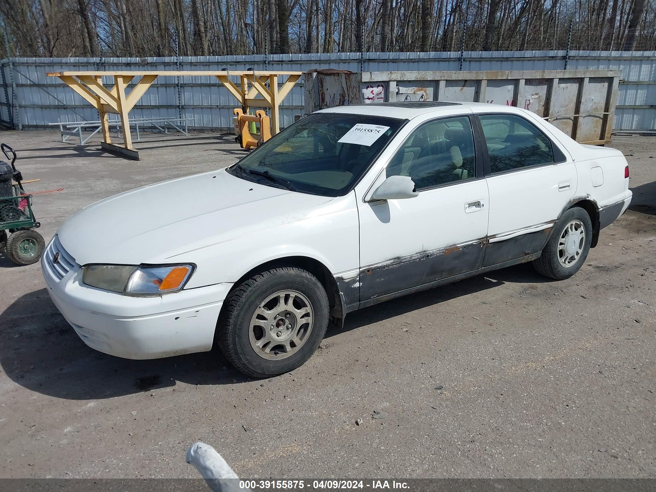 Photo 1 VIN: 4T1BG22K7XU425387 - TOYOTA CAMRY 