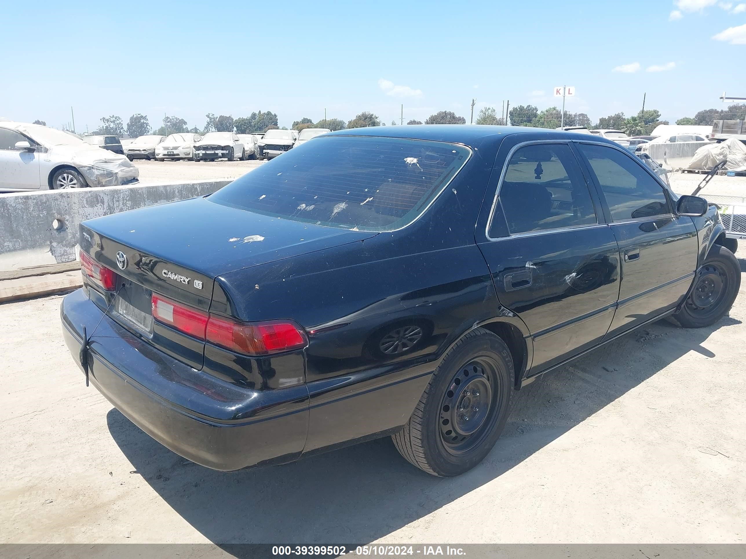 Photo 3 VIN: 4T1BG22K7XU459863 - TOYOTA CAMRY 