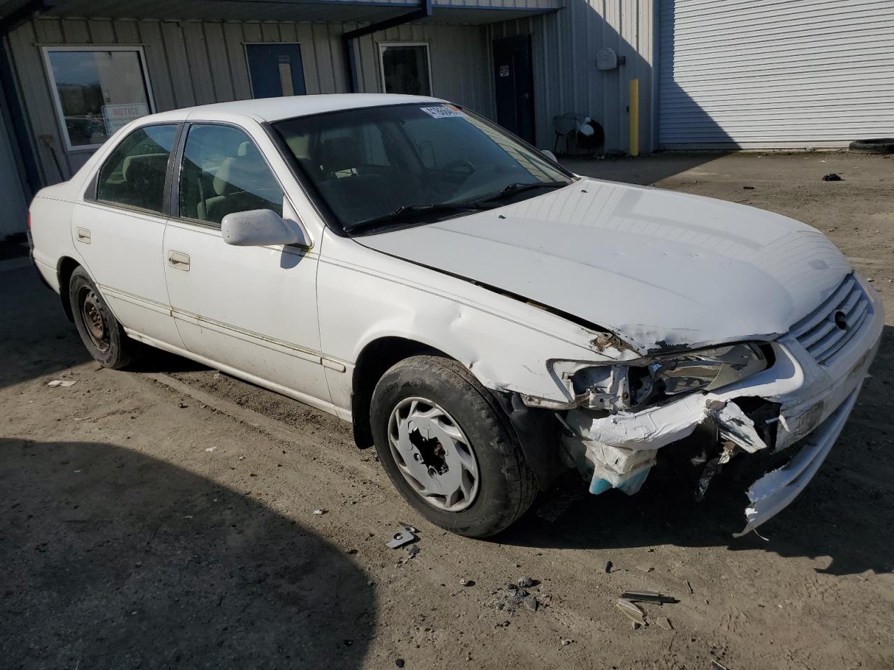 Photo 3 VIN: 4T1BG22K7XU500654 - TOYOTA CAMRY 