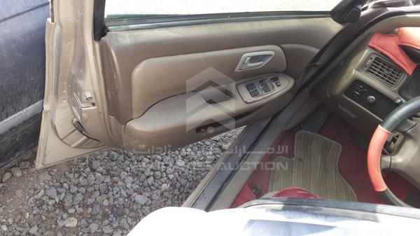 Photo 8 VIN: 4T1BG22K7XU612211 - TOYOTA CAMRY 