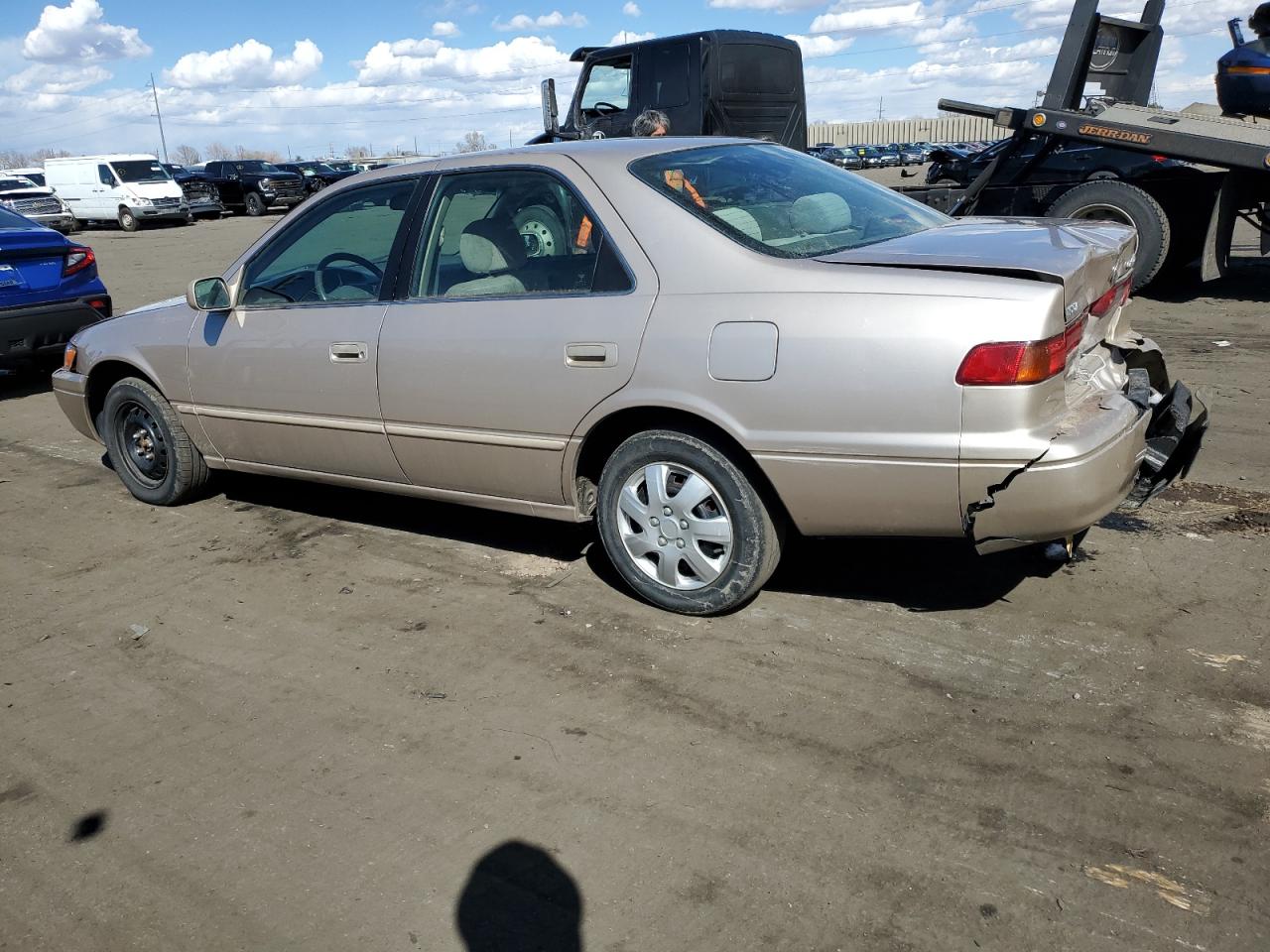 Photo 1 VIN: 4T1BG22K7XU870258 - TOYOTA CAMRY 