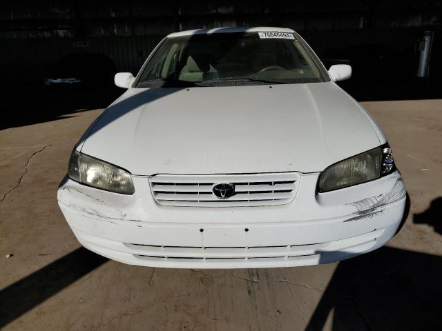 Photo 4 VIN: 4T1BG22K7XU898593 - TOYOTA CAMRY 