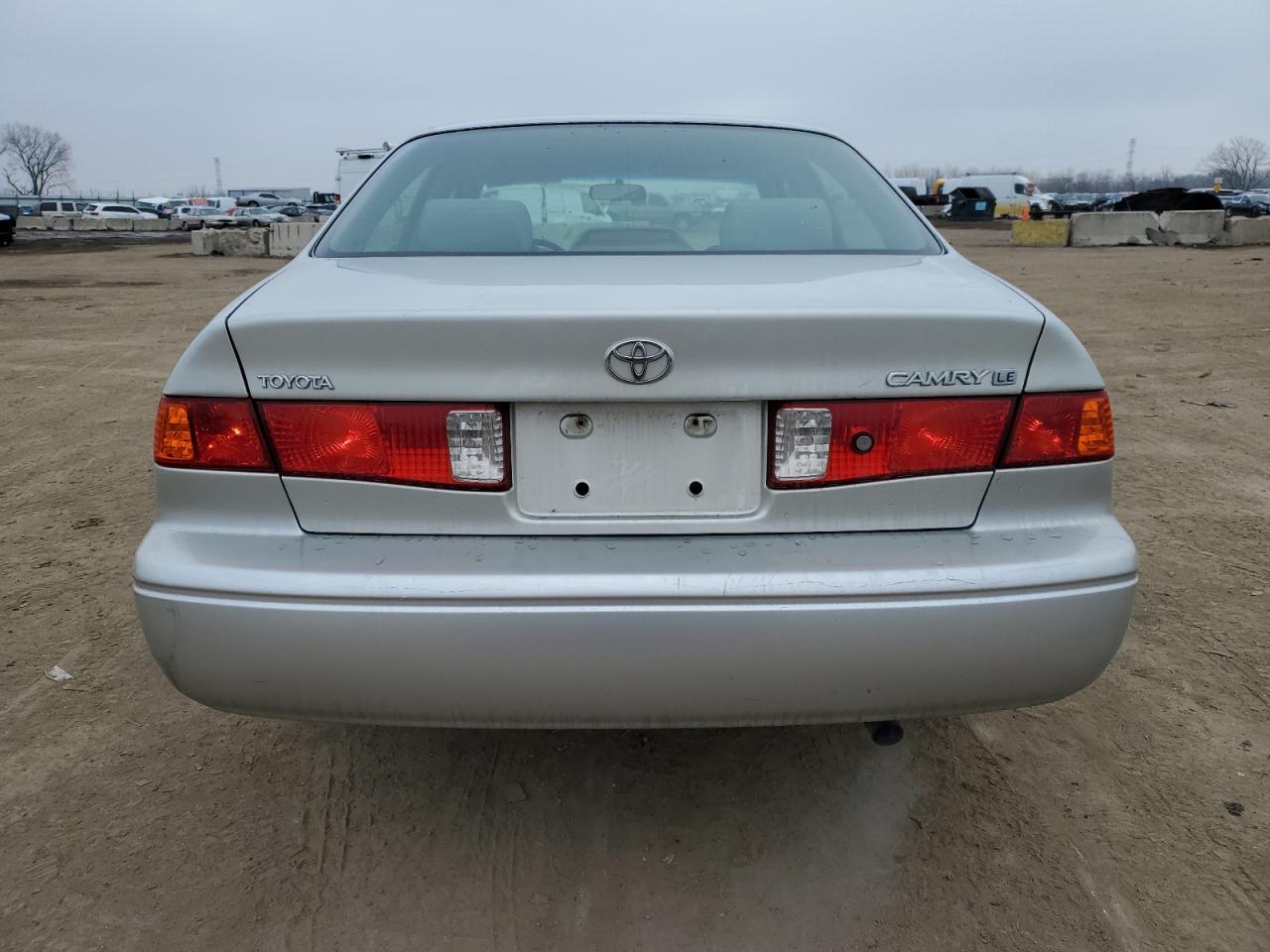 Photo 5 VIN: 4T1BG22K7YU696144 - TOYOTA CAMRY 