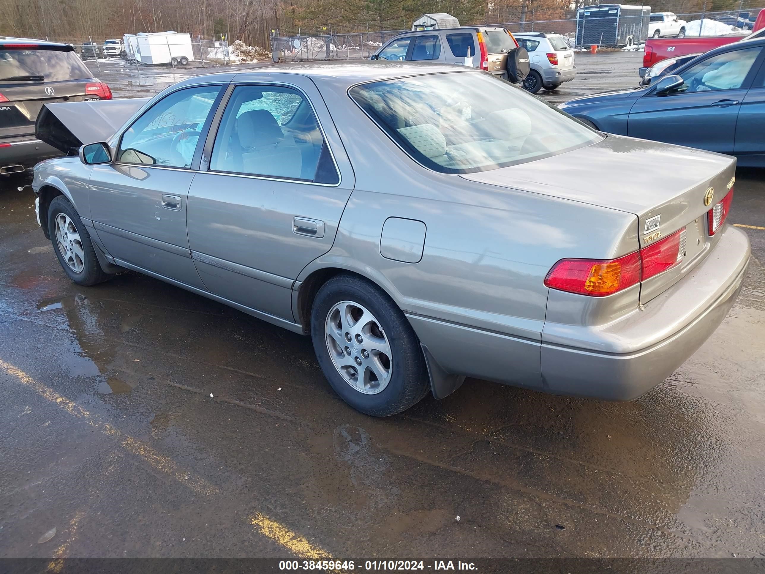 Photo 2 VIN: 4T1BG22K7YU699593 - TOYOTA CAMRY 