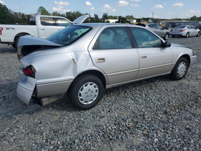 Photo 2 VIN: 4T1BG22K8WU355137 - TOYOTA CAMRY CE 