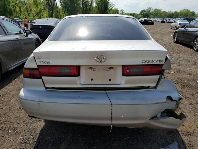 Photo 5 VIN: 4T1BG22K8WU851927 - TOYOTA CAMRY CE 