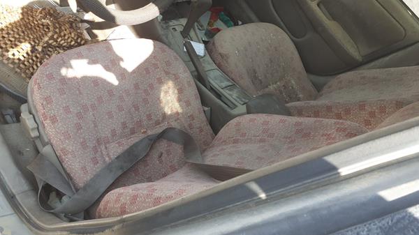 Photo 10 VIN: 4T1BG22K8XU406217 - TOYOTA CAMRY 