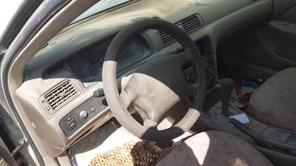 Photo 11 VIN: 4T1BG22K8XU406217 - TOYOTA CAMRY 