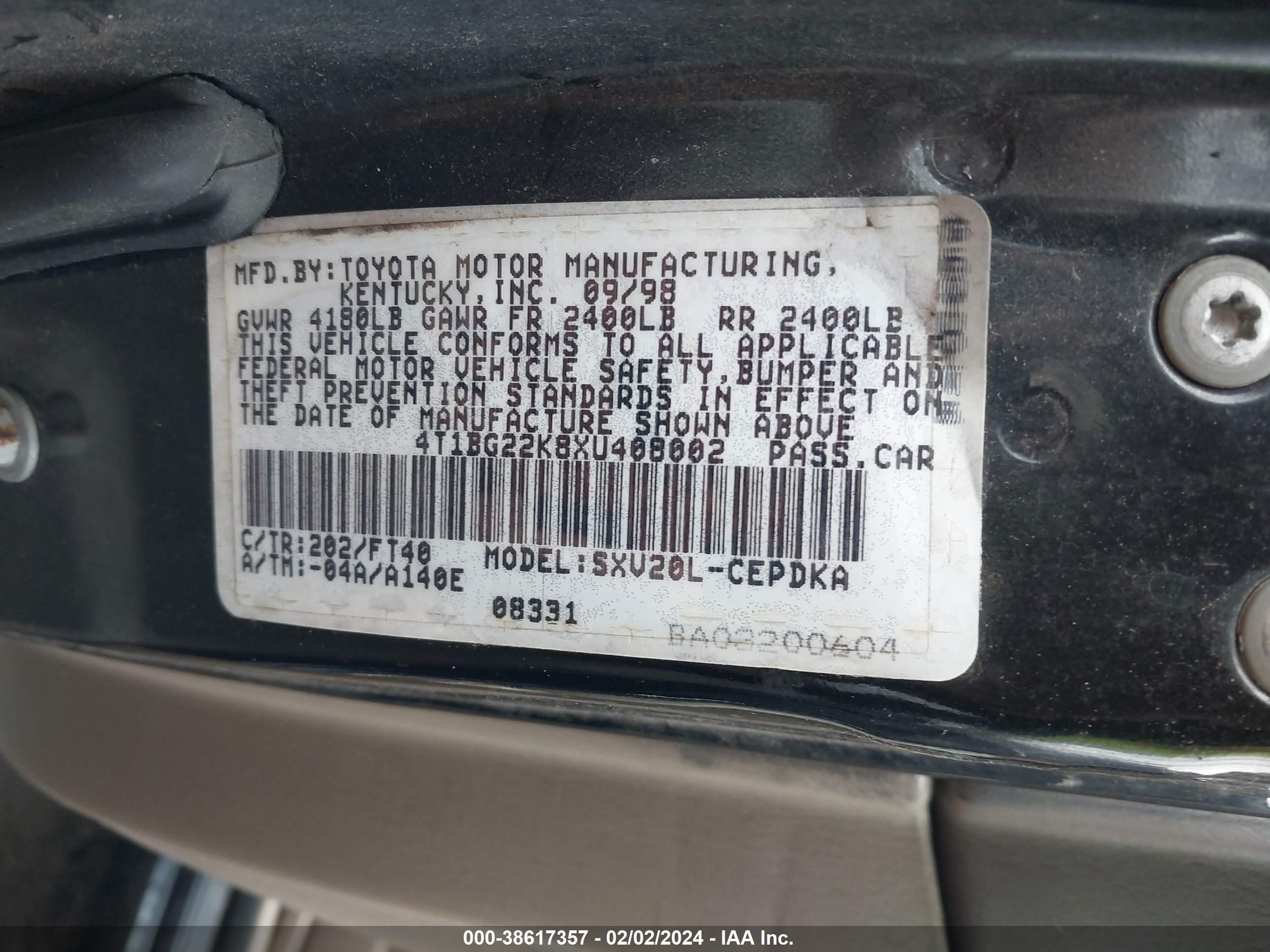 Photo 8 VIN: 4T1BG22K8XU408002 - TOYOTA CAMRY 