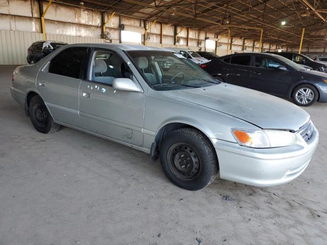 Photo 3 VIN: 4T1BG22K8YU001833 - TOYOTA CAMRY 