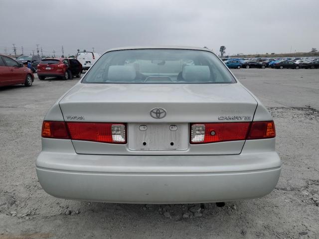 Photo 5 VIN: 4T1BG22K8YU004411 - TOYOTA CAMRY 