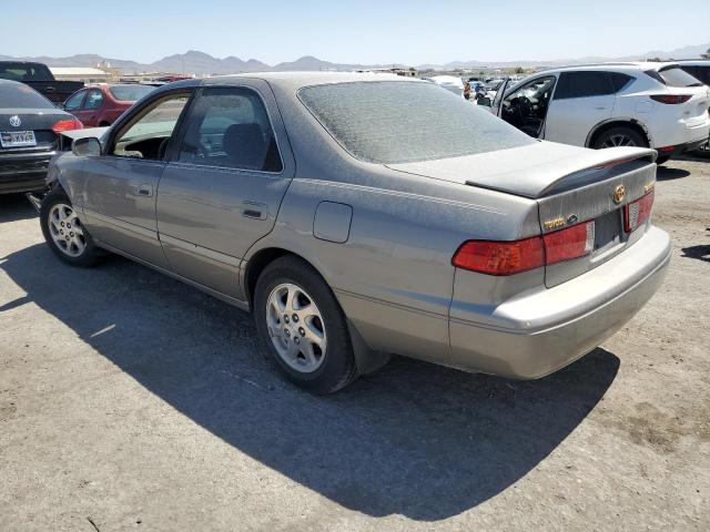 Photo 1 VIN: 4T1BG22K8YU688294 - TOYOTA CAMRY 