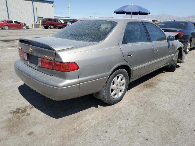 Photo 2 VIN: 4T1BG22K8YU688294 - TOYOTA CAMRY 