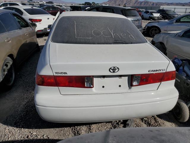 Photo 5 VIN: 4T1BG22K8YU964134 - TOYOTA CAMRY 