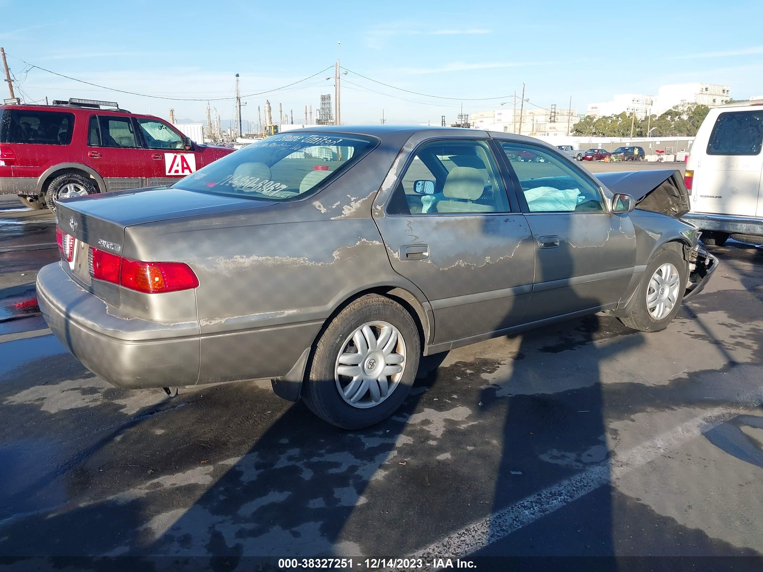 Photo 3 VIN: 4T1BG22K91U076644 - TOYOTA CAMRY 