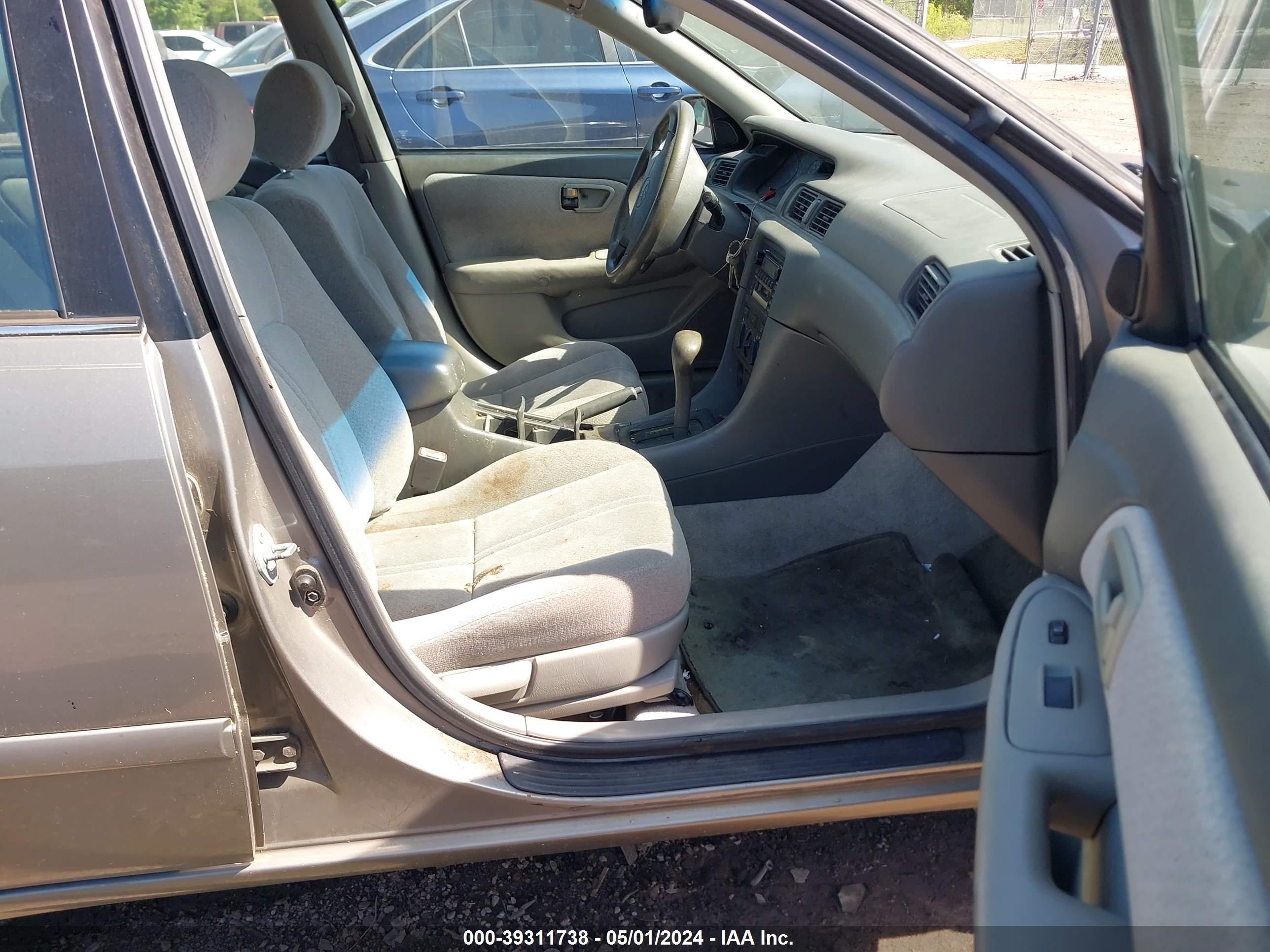 Photo 4 VIN: 4T1BG22K91U080872 - TOYOTA CAMRY 