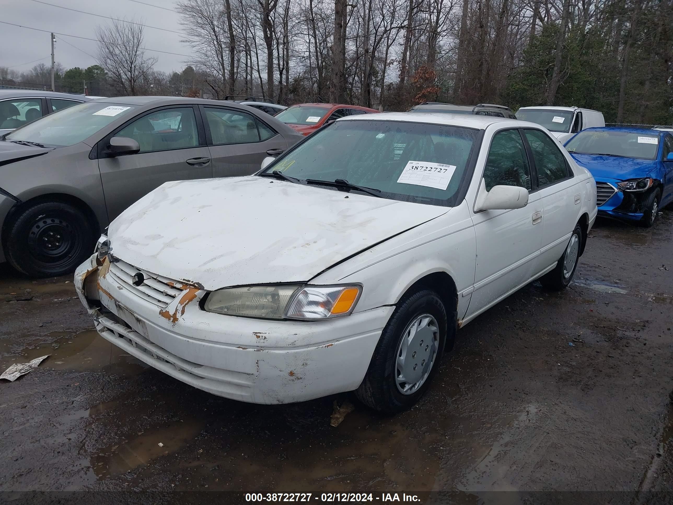 Photo 1 VIN: 4T1BG22K9XU589210 - TOYOTA CAMRY 