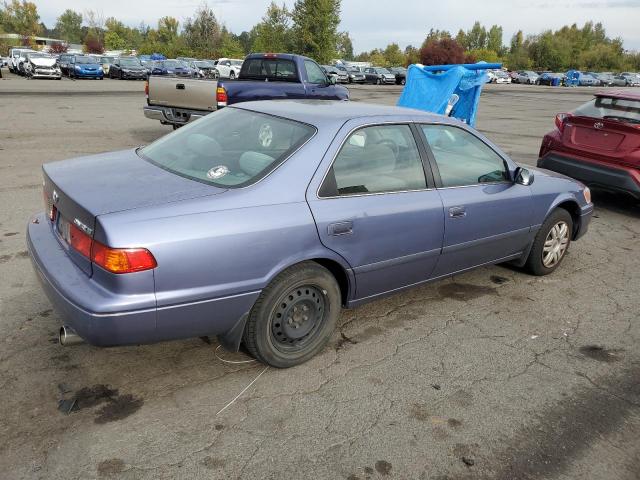 Photo 2 VIN: 4T1BG22K9YU620652 - TOYOTA CAMRY CE 