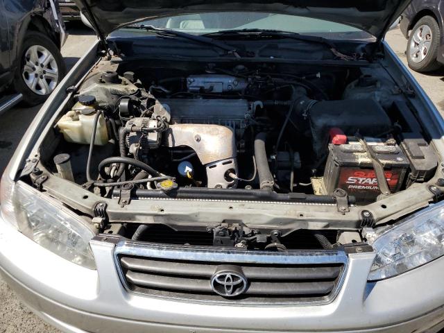 Photo 10 VIN: 4T1BG22K9YU635040 - TOYOTA CAMRY 