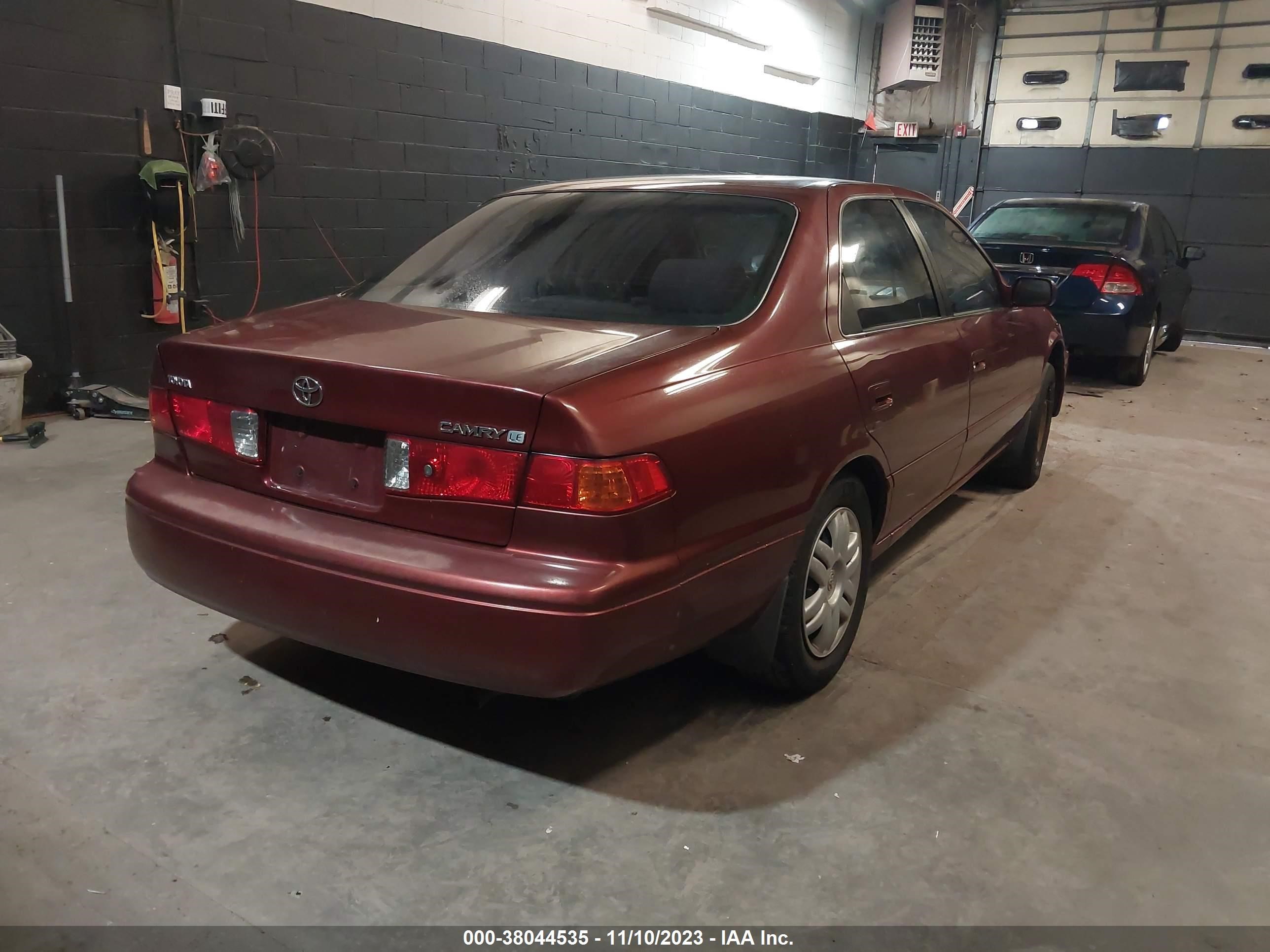 Photo 3 VIN: 4T1BG22KX1U054278 - TOYOTA CAMRY 