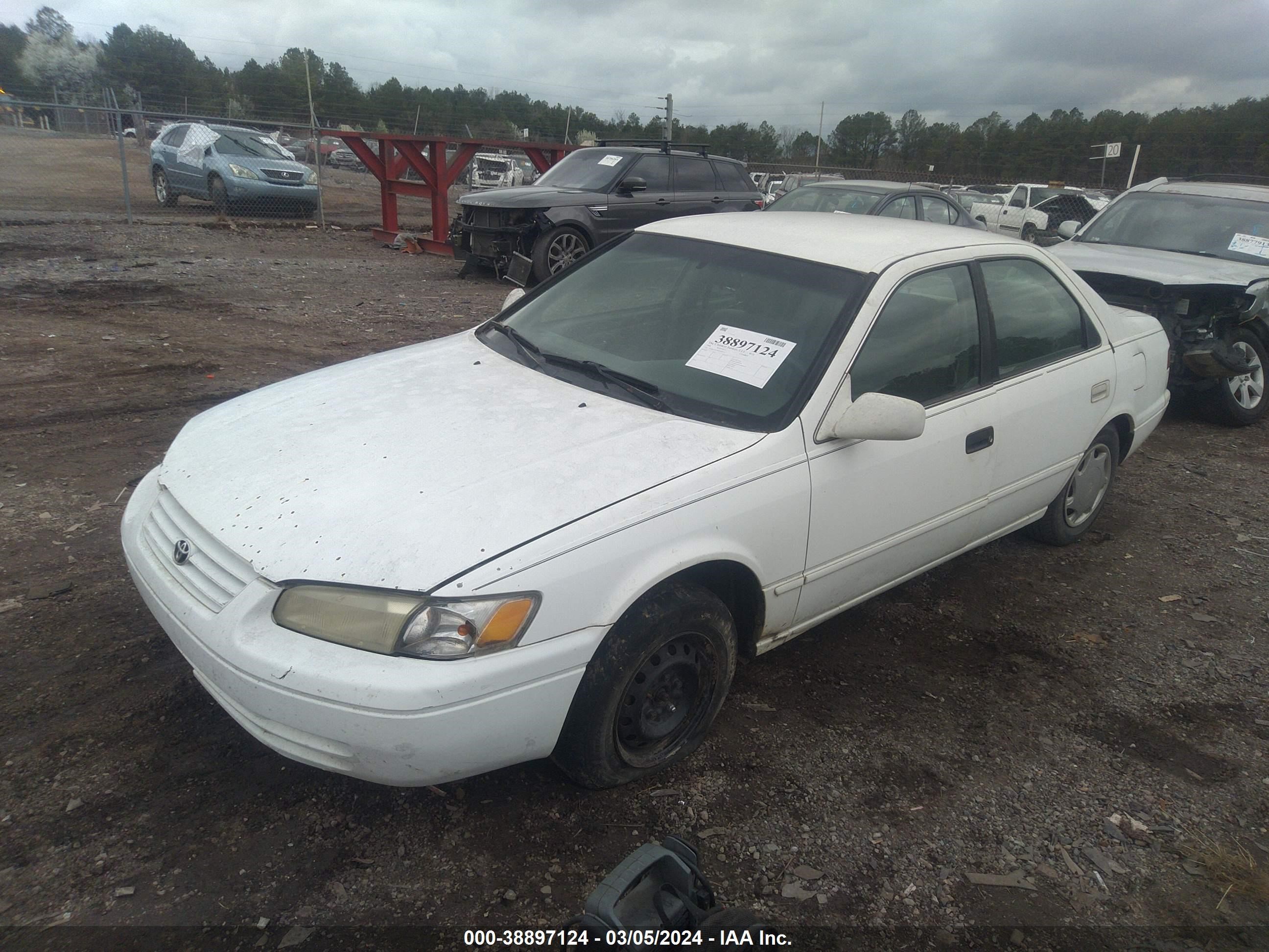 Photo 1 VIN: 4T1BG22KXWU859754 - TOYOTA CAMRY 