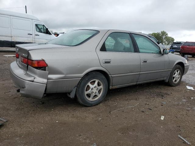 Photo 2 VIN: 4T1BG22KXXU536600 - TOYOTA CAMRY CE 