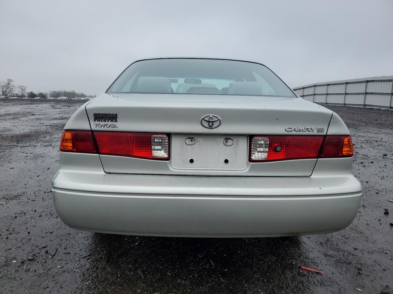 Photo 5 VIN: 4T1BG22KXYU002627 - TOYOTA CAMRY 