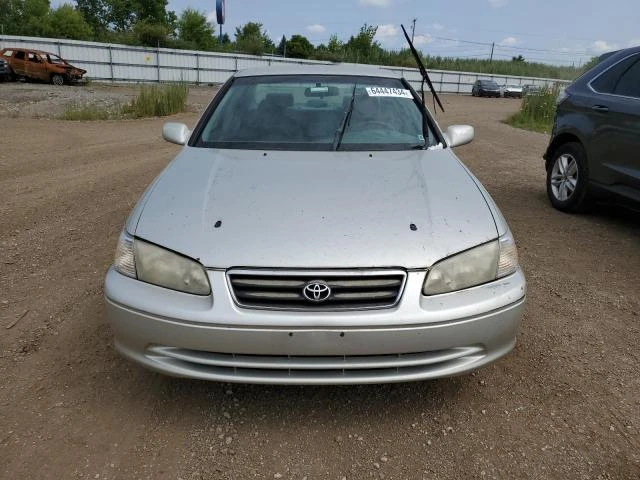 Photo 4 VIN: 4T1BG22KXYU695408 - TOYOTA CAMRY CE 