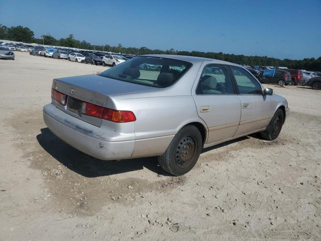 Photo 2 VIN: 4T1BG22KXYU706455 - TOYOTA CAMRY CE 