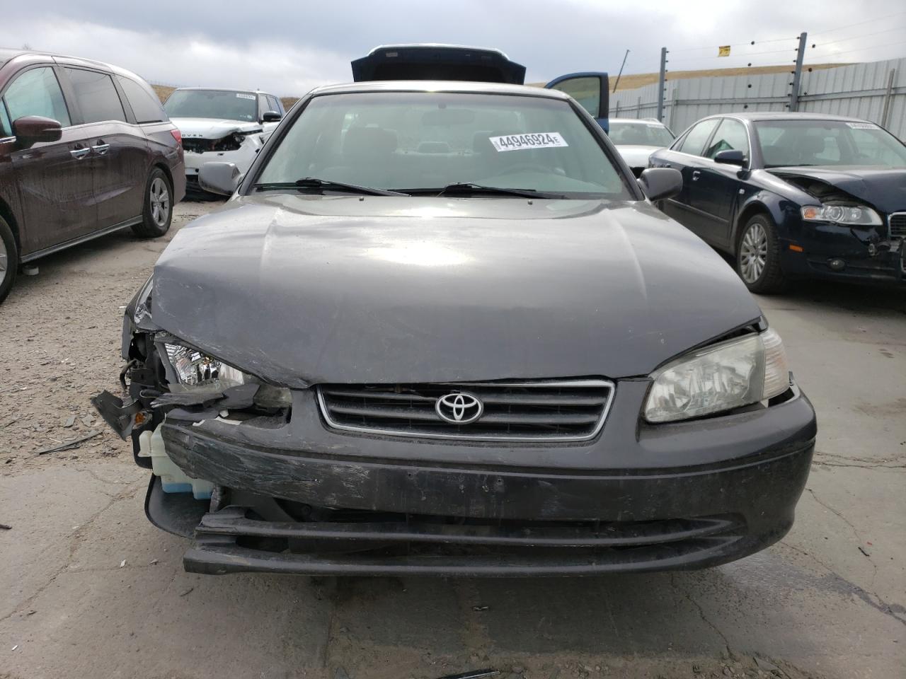 Photo 4 VIN: 4T1BG22KXYU980593 - TOYOTA CAMRY 